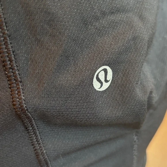 LULULEMON athleisure top - Picture 6 of 7